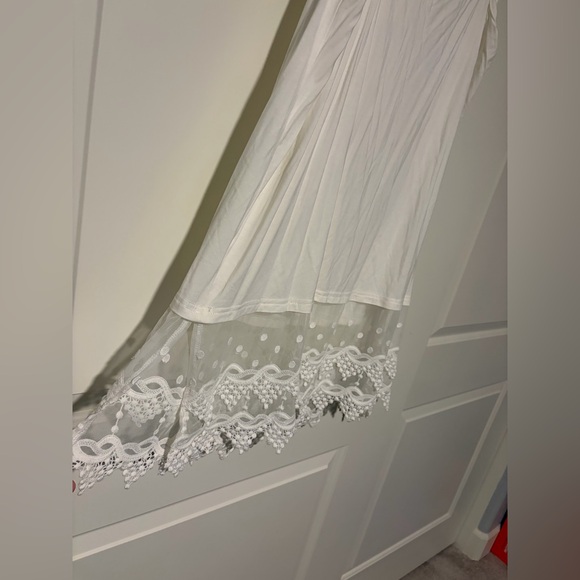 Kate Kason White & Black Lace Hem Slip Undershirt for Layering - Picture 3 of 11